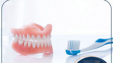 روش صحیح مسواک زدن دندان های مصنوعی